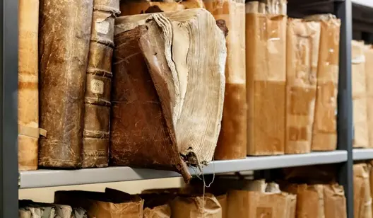 Humidity control and drying for special collections