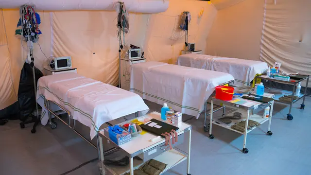 Rsz field hospital istock 544678254