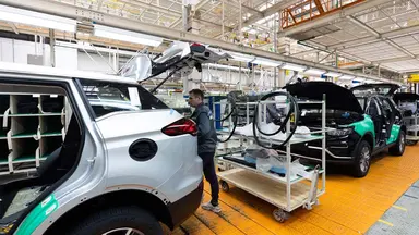 Perspectives : Usine de construction automobile