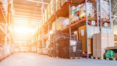 Perspectives : Le soleil en entrepôt