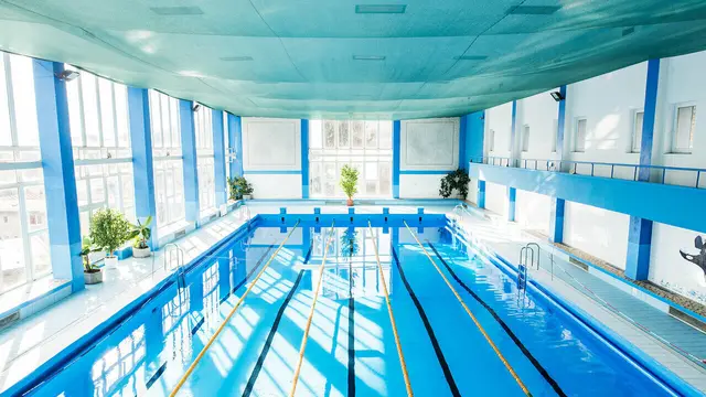 Rsz dantherm piscine shutterstock 1033720399 web