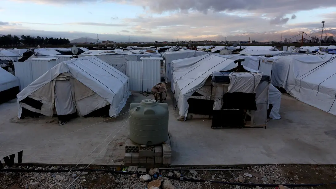 Air cleaning for refugee camps