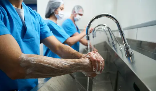 Désinfection des hôpitaux et des établissements de soins de santé