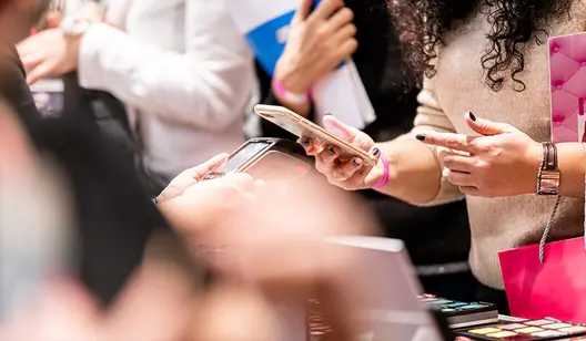 Humidity control and drying for exhibitions and trade shows