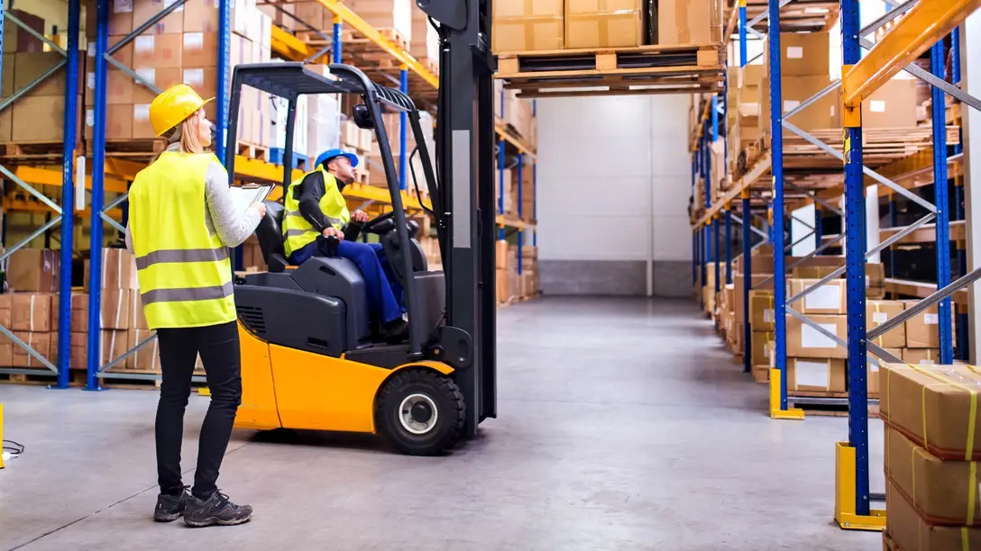 Cooling for distribution centres