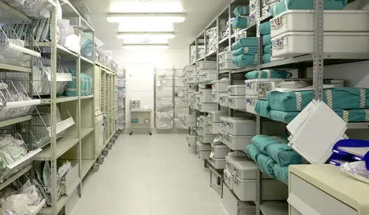 Cooling for storage of sensitive products