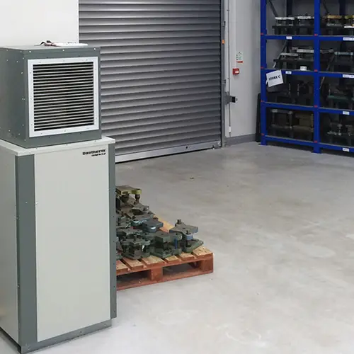 Calorex DH 150 för lagring av metalldelar