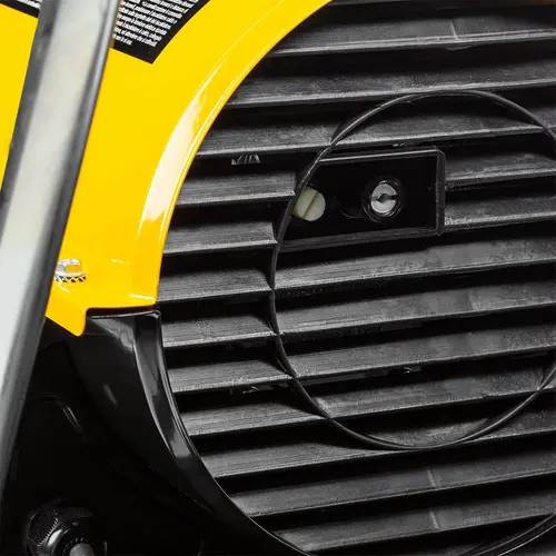 MASTER B 150 close up5 web