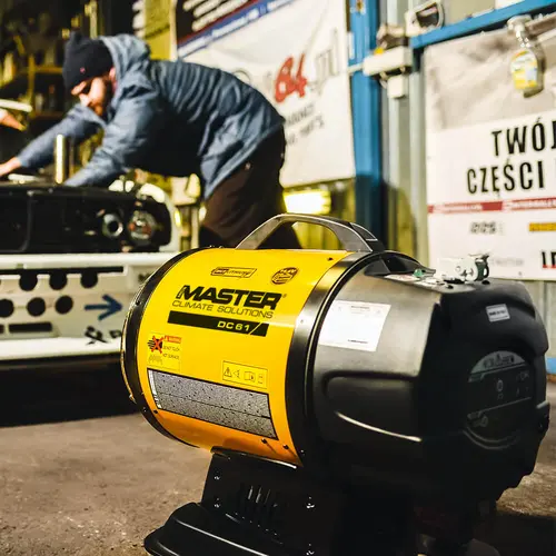 Master DC 61 chauffant un garage