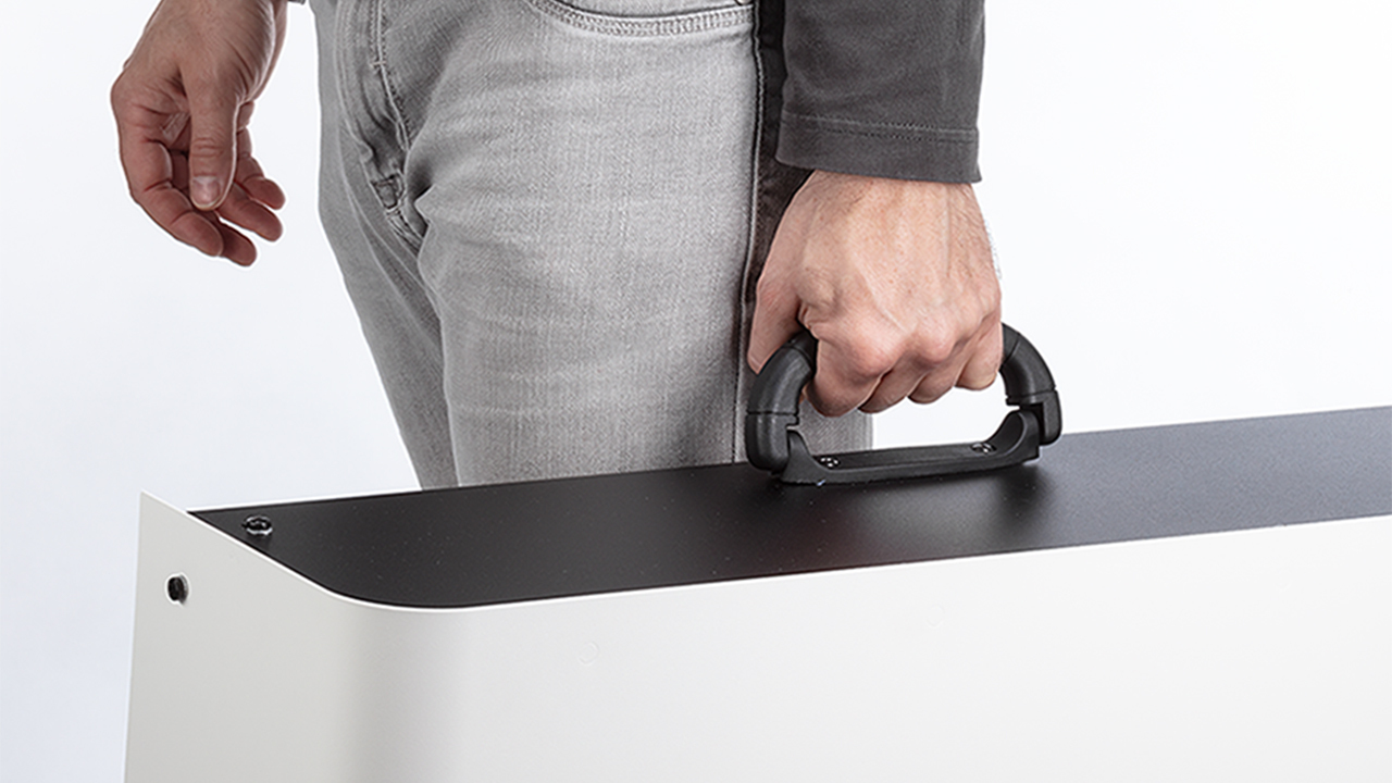 AC 7000 air-conditioner - integrated handle